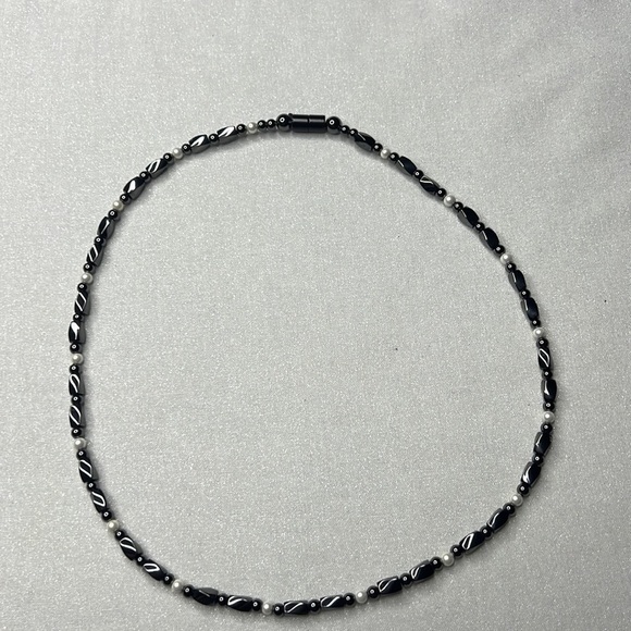 Women's Magnetic Hematite & faux Pearl 20” Necklace - Picture 1 of 5